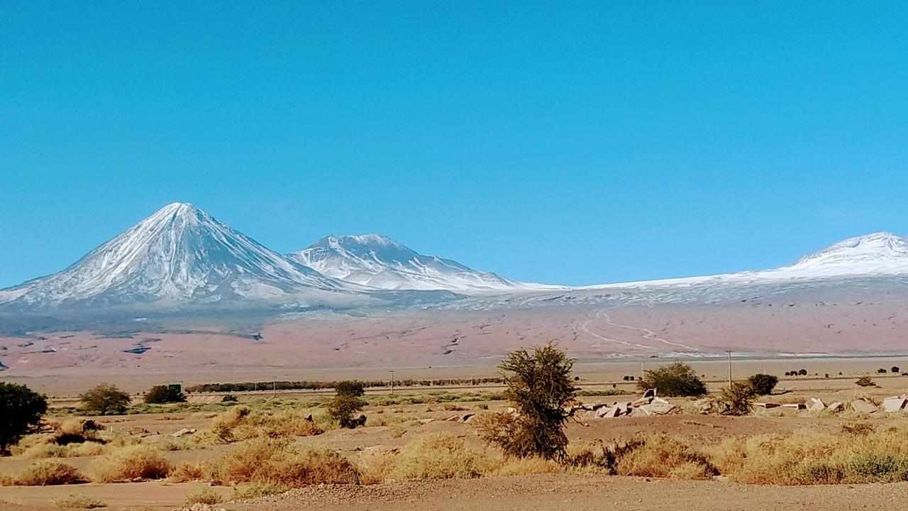 سان بيدرو دي أتاكاما Atacama Budget Bed & Tours المظهر الخارجي الصورة